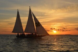 Classic Key West Schooner Sunset Sail with Full Open Bar - The Two-Hour Sail: How You See Key West Without Getting Sand-Heavy