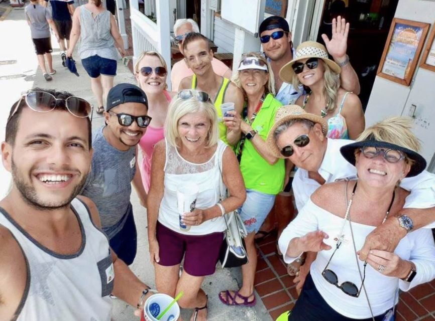Key West: 2.5-Hour Duval Street Pub Crawl - The Role of the Guide: Facts, Humor, and Keeping the Group Together