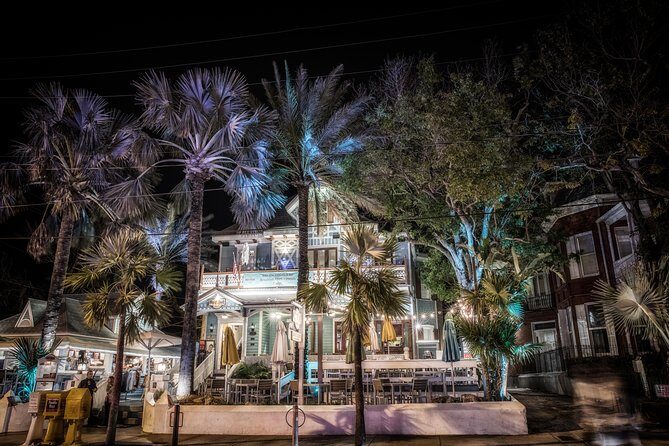 Key West Ghost Tours: Southernmost Shadows and Ghosts - Meet at 512 Caroline St and Expect a Walking Loop Back