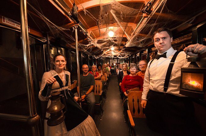 Key West Ghosts and Gravestones Trolley Tour - The Shipwreck Museum Stop: A Quick Indoors Break