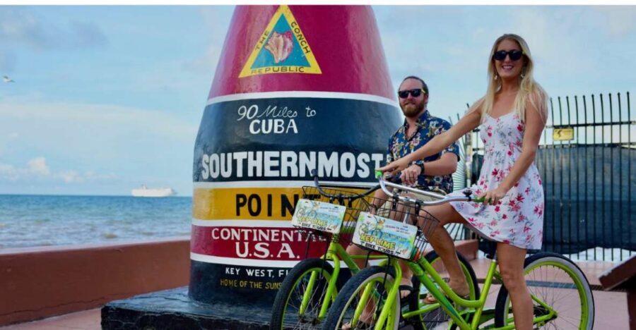 Key West: Guided Bicycle Tour with Key Lime Pie - Heat, roads, and comfort: how to enjoy this without suffering