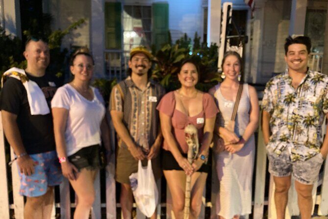 Key West Haunted Pub Crawl and Ghost Tour with Free T-Shirt - The Night Route Through Old Town: Stop-by-Stop Stories