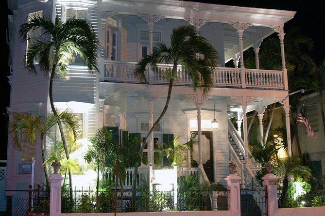 Key West Haunted Pub Crawl and Ghost Tour with Free T-Shirt - FAQ