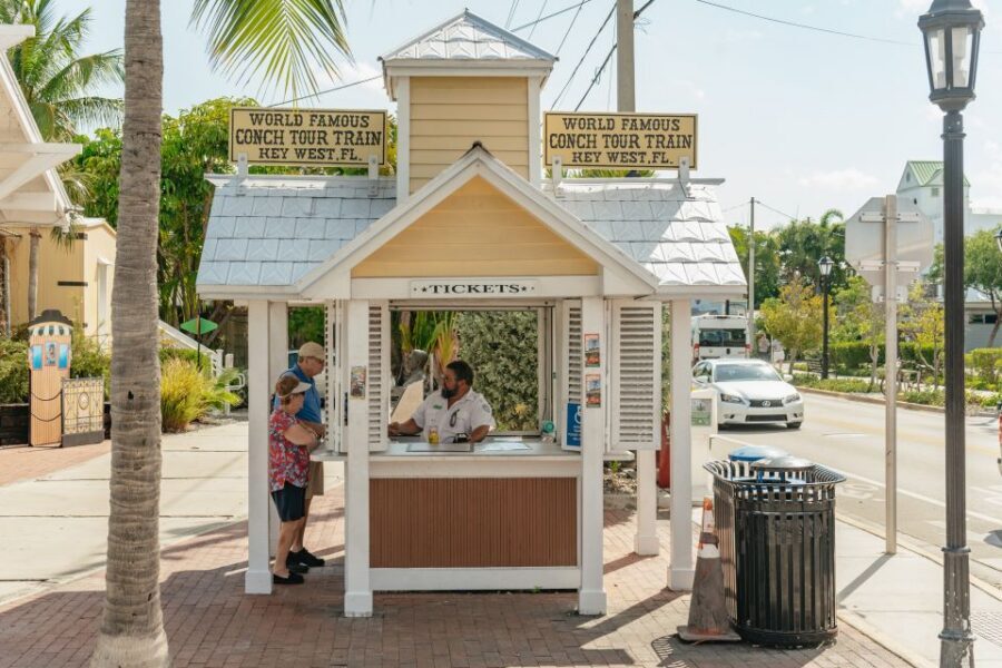 Key West: Old Town Trolley 13-Stop Hop-On Hop-Off Tour - Who this trolley pass fits best