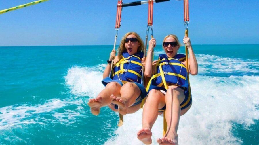 Key West: Parasailing Above the Island Paradise - Your Flight Setup: Tandem vs. Triple and the 450-Pound Limit