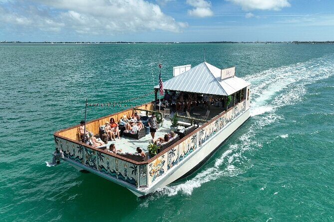 Key West Sandbar Safari on One of a Kind Tiki Boat - On-Board Energy: Music, Drinks, and the Crew Who Keeps It Moving