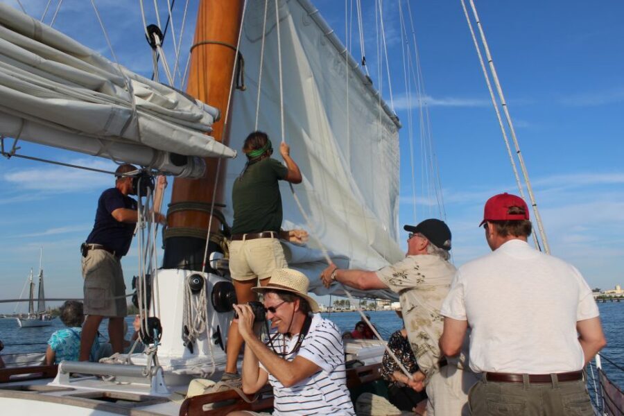 Key West: Schooner Sunset Sail with Food & Drinks - Hors d’oeuvres and Drinks: What’s Included and Why It Matters
