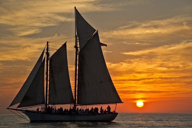 Key West Sunset Sail Aboard Legendary Schooner Appledore - Sailing under sail: raising the canvas and learning rigging basics