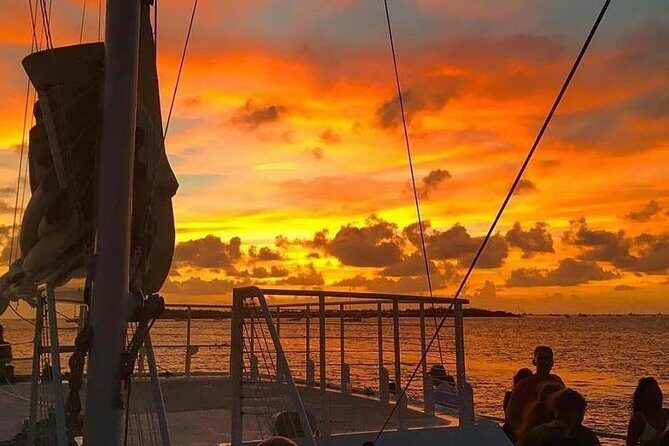 Key West Sunset Sail with Live Music, Drinks and Appetizers - Watching the sunset: where you’ll sail and what you might see