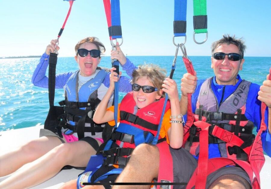 Key West: Ultimate Parasailing Experience - Views over the Florida Keys: why height beats hype