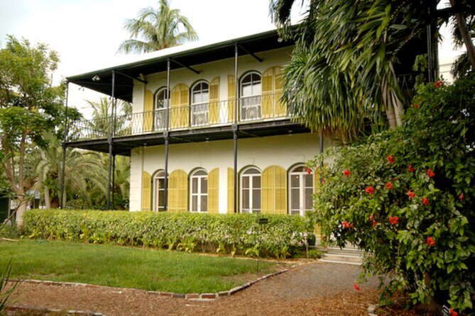Key West’s Old Town Treasures: A Self-Guided Audio Tour - Why this tour works better than a crowded group walk