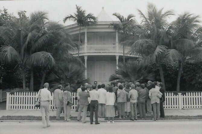 Old Town Key West Literary Walking Tour - Guides Matter: Scott and Sarah’s Storytelling Style