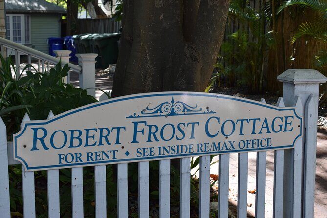 Old Town Key West Literary Walking Tour - Small Group Size: Why Max 12 People Makes It Feel Personal