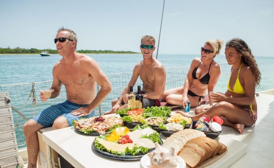Premium Day Sail, Snorkel &, Kayak with Lunch - The Core Mix: Sail, Kayak Mangroves, Then Snorkel